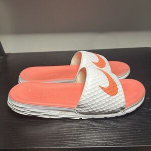 Nike Sandals Women's 10 Benassi Solarsoft Slide White Coral 705475-180 Shoes